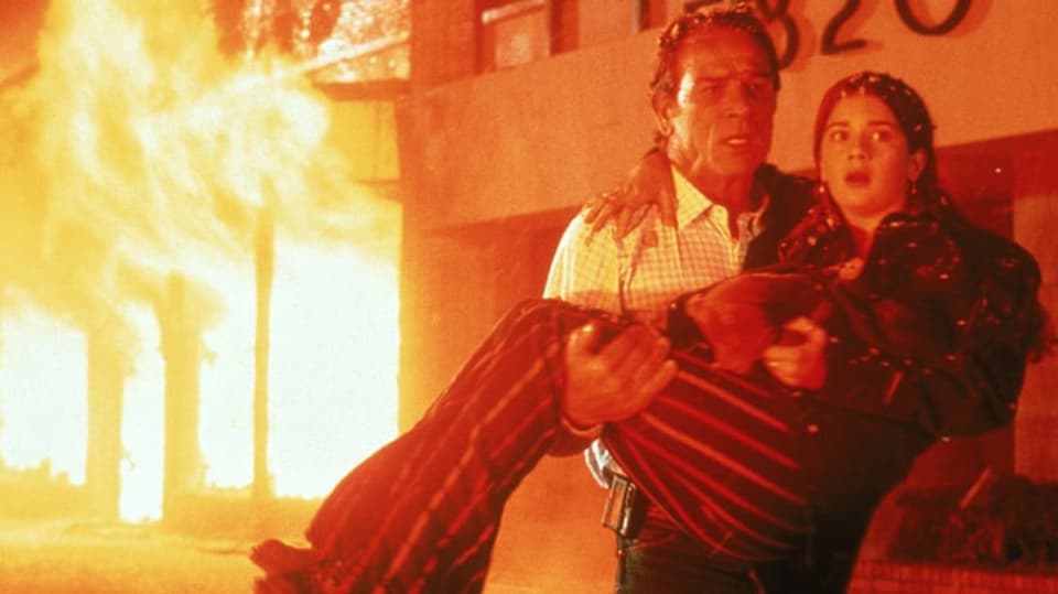 Tommy Lee Jones ve filmu Sopka